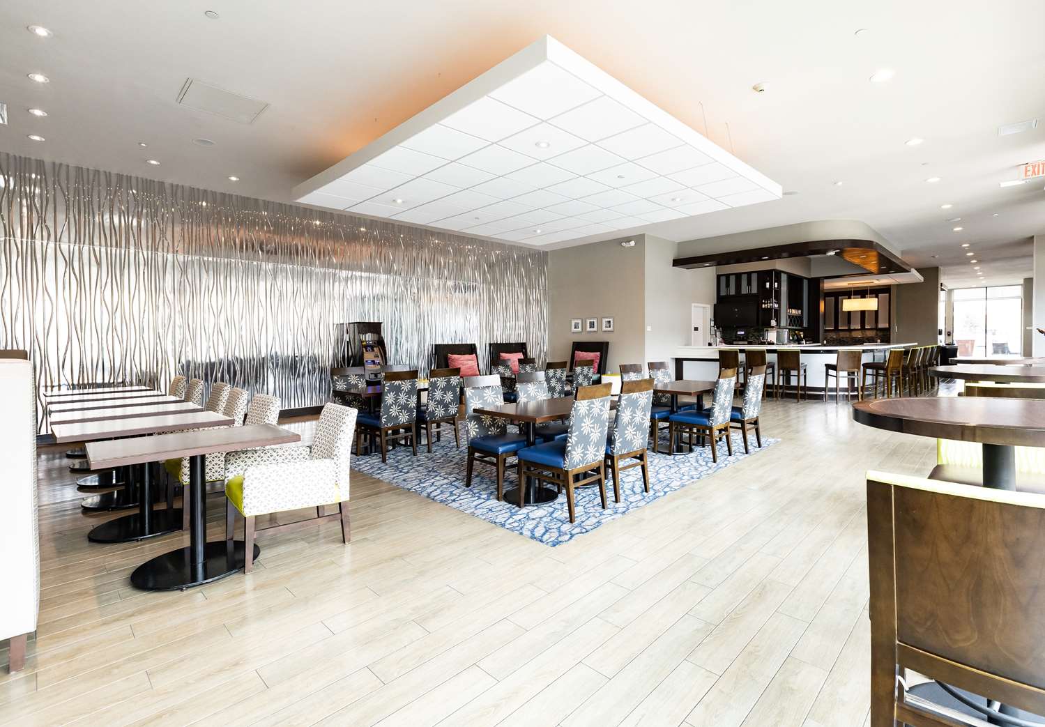 restaurant cafeteria