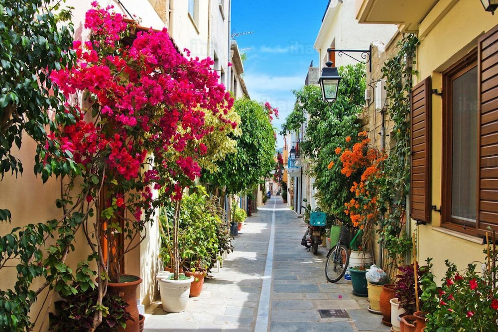 Ac Homes Christos 27/37