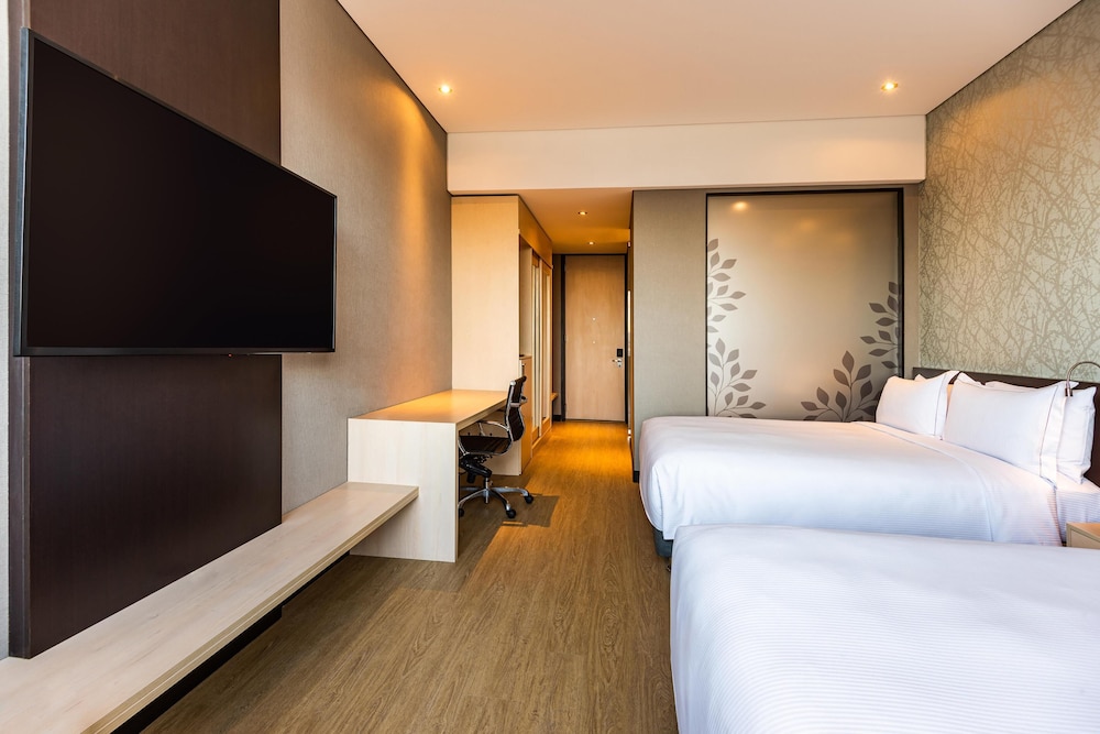 ROOM, 2 DOUBLE BEDS, ACCESSIBLE