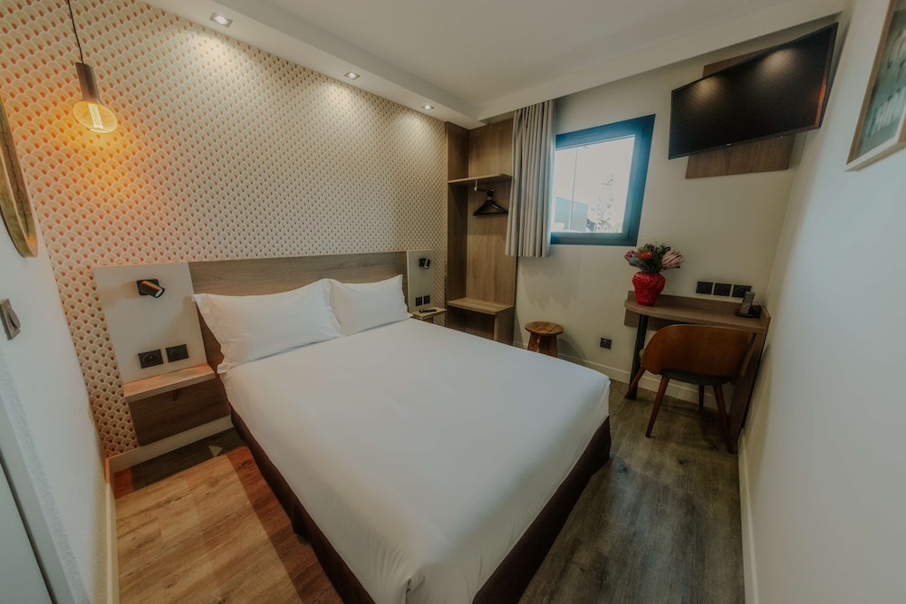 Kyriad Direct Orleans Nord - Cap Saran 20/50