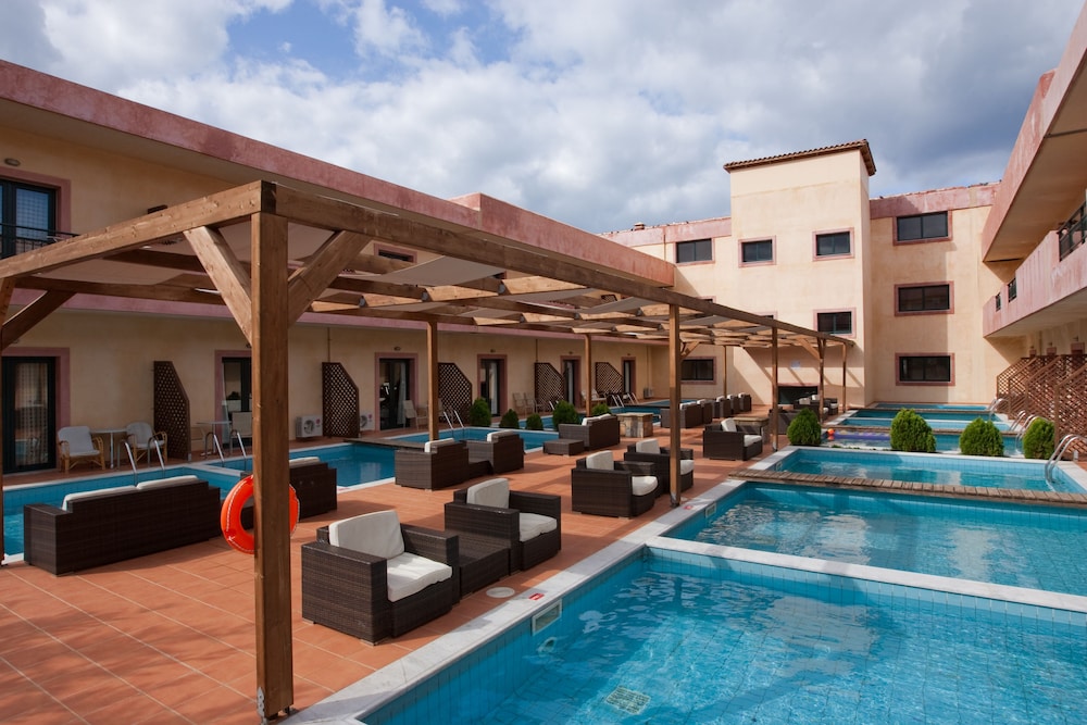 Vasia Resort & Spa 67/71