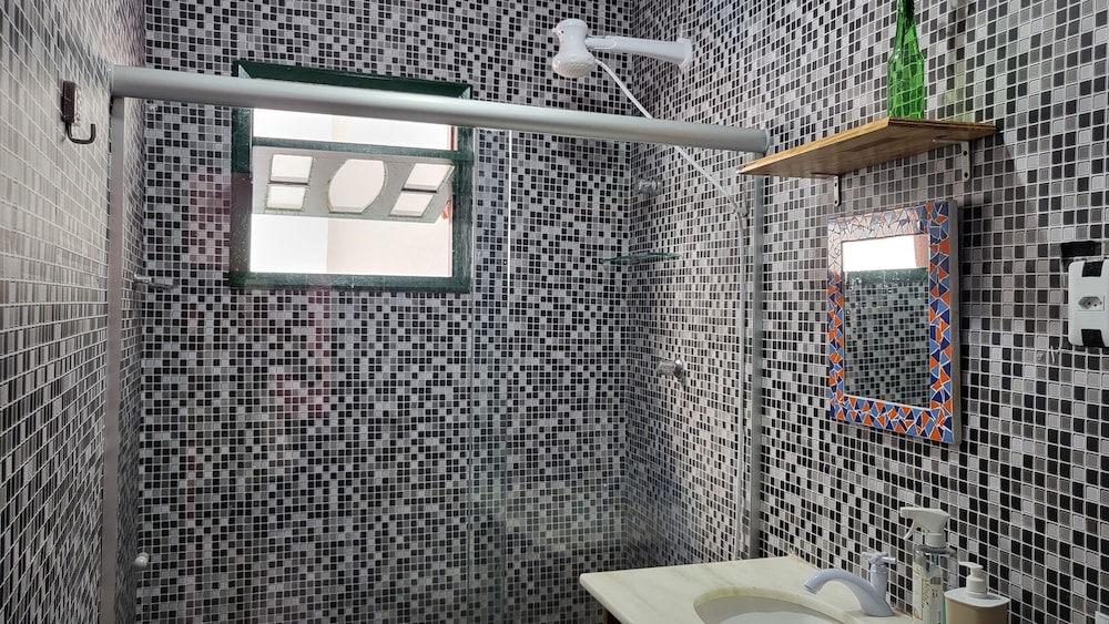 Tamboleiro Flats 49/50