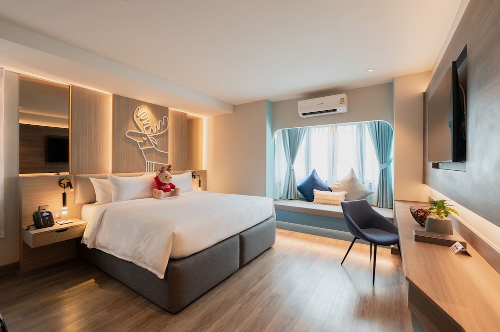 STANDARD, KING BED