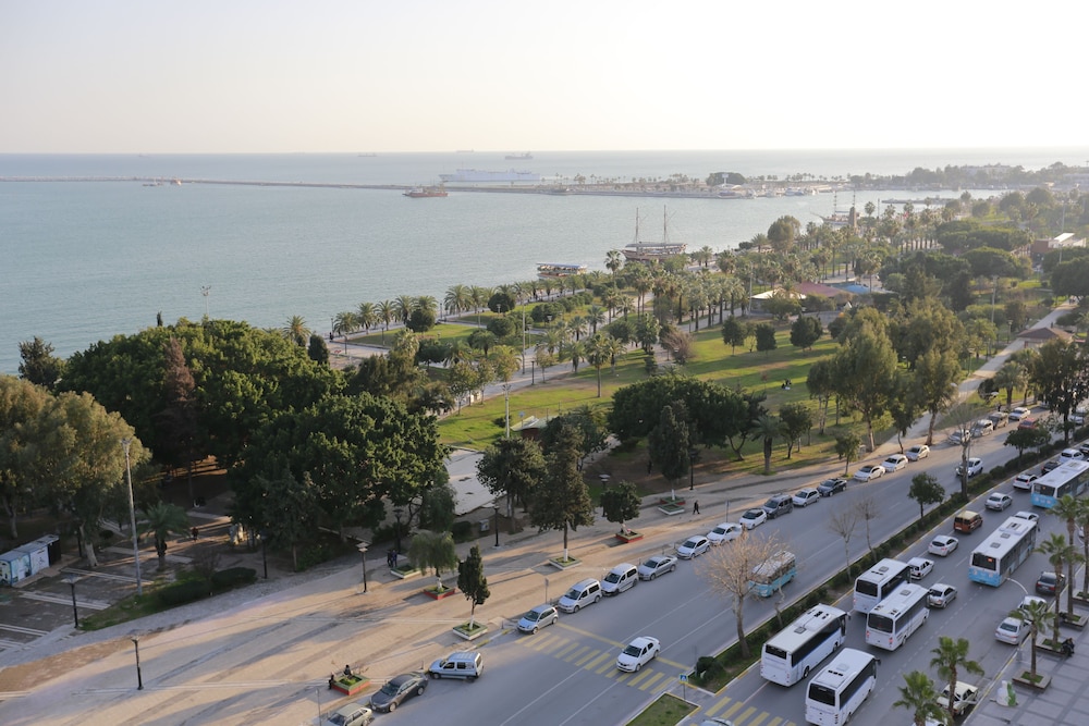 Mersin Oteli 49/52