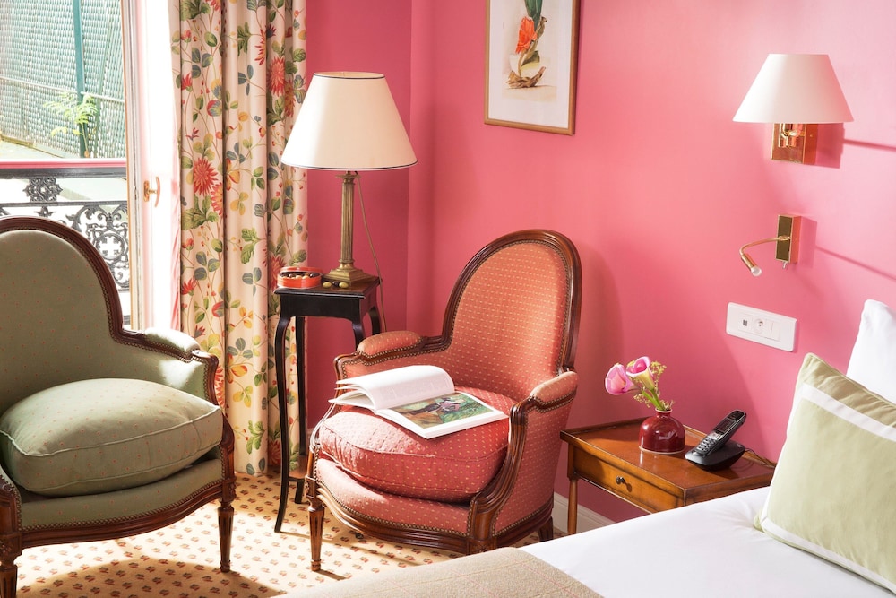 Le Relais Montmartre 41/53