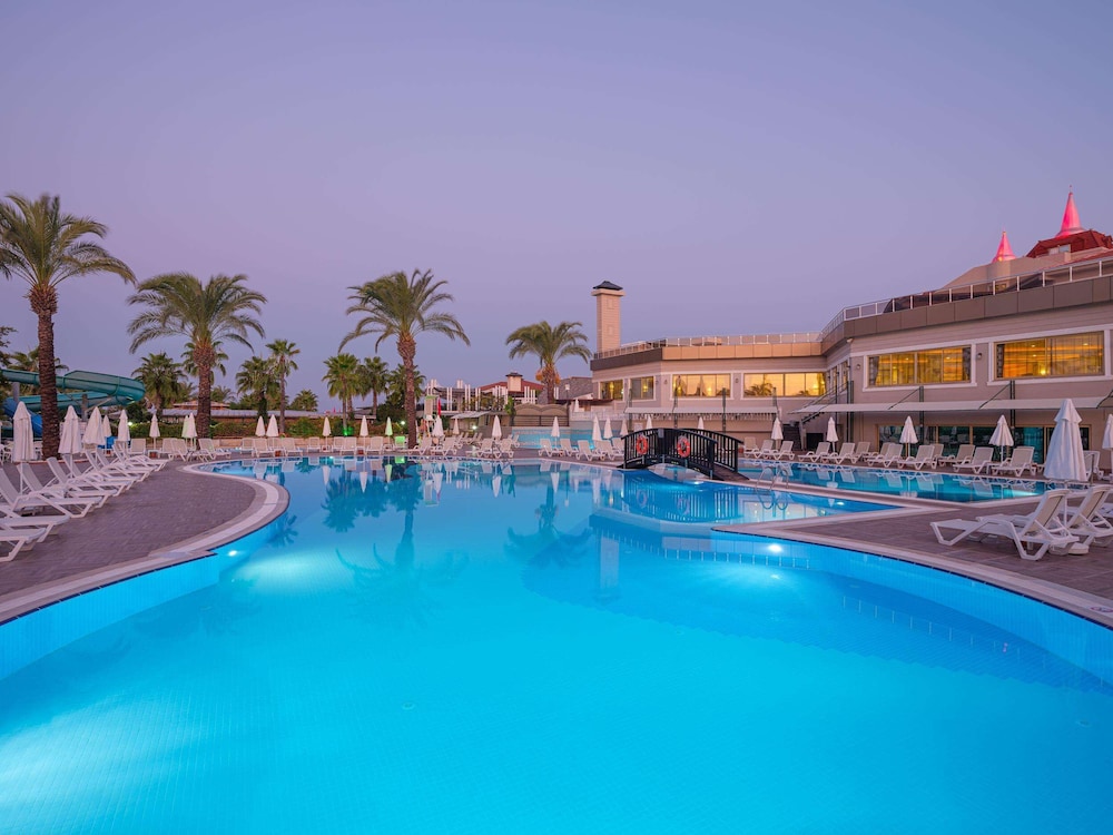 Aydinbey Famous Resort 37/62