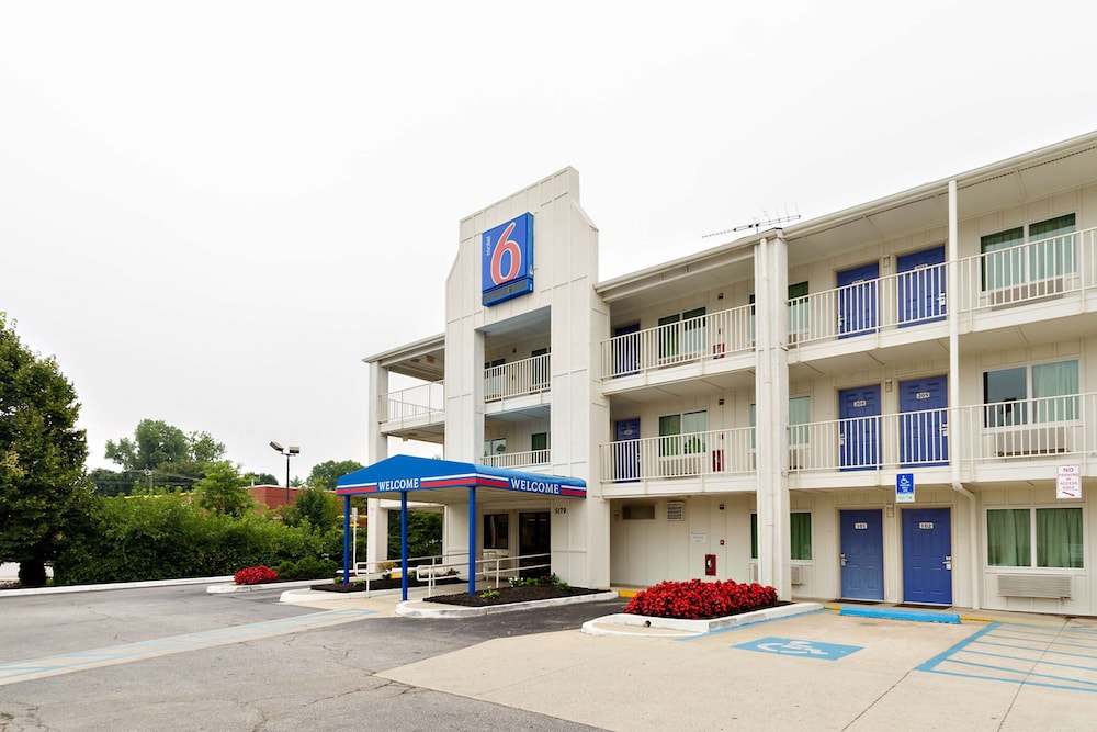 Motel6 Linthicum Heights, MD - BWI Airport 25/27