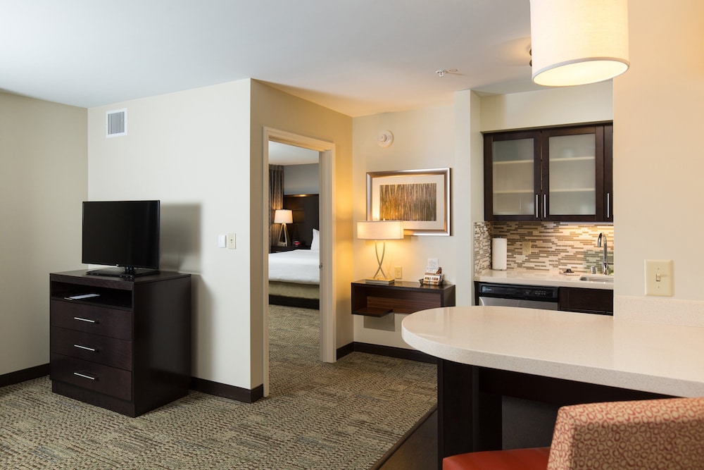 Staybridge Suites Phoenix - Chandler 44/74