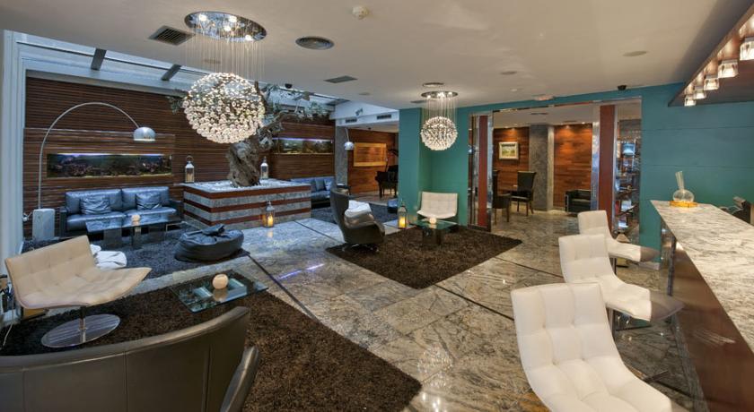 Lobby at Hotel Sansi Barcelona, BARCELONA