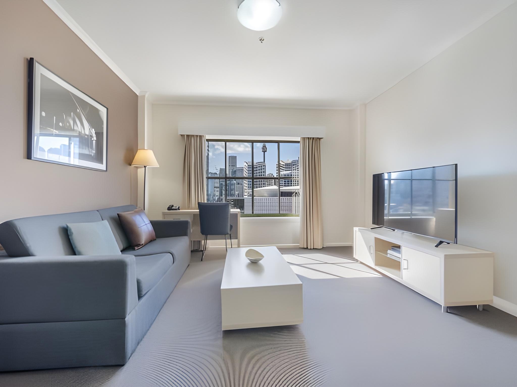 1 Bedroom, Apartment, City Skyline View