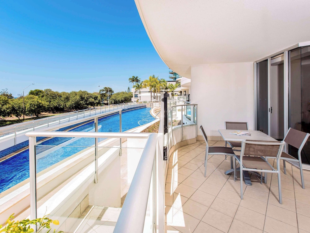 THE SEBEL MAROOCHYDORE 33/72