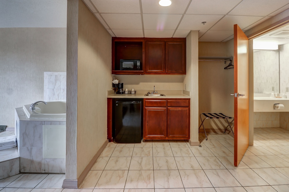 Ocean 1 Hotel and Suites 21/21