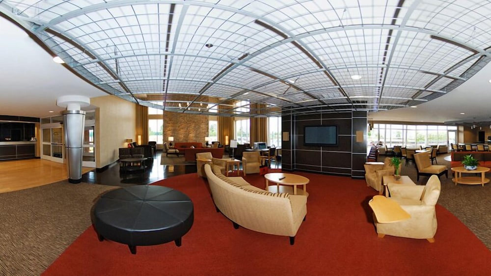 DoubleTree by Hilton Hotel Savannah Airport 62/68