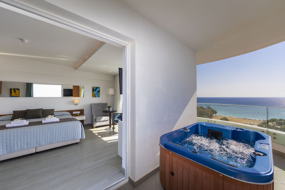 Melissi Beach Hotel 20/60