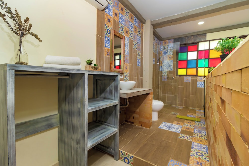 NQ Hotel Orinoquia 8/61