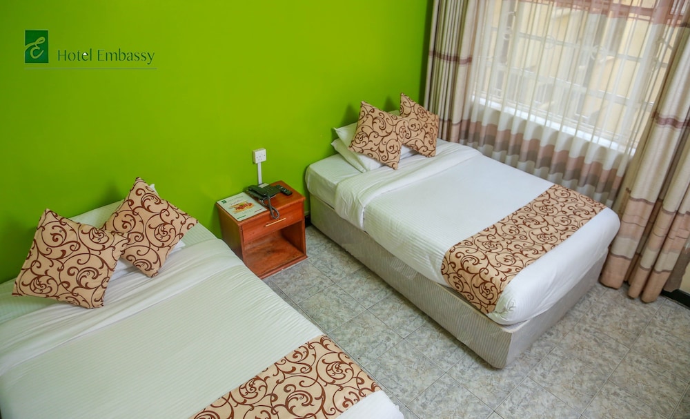 Hotel Embassy 3/58