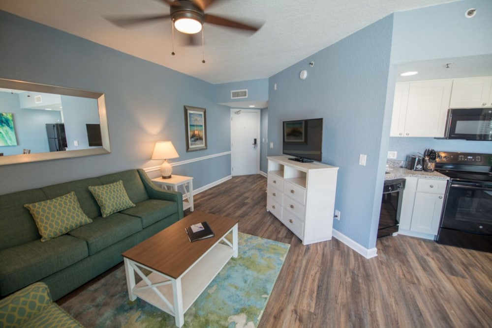 Coconut Palms Beach Resort II 27/50