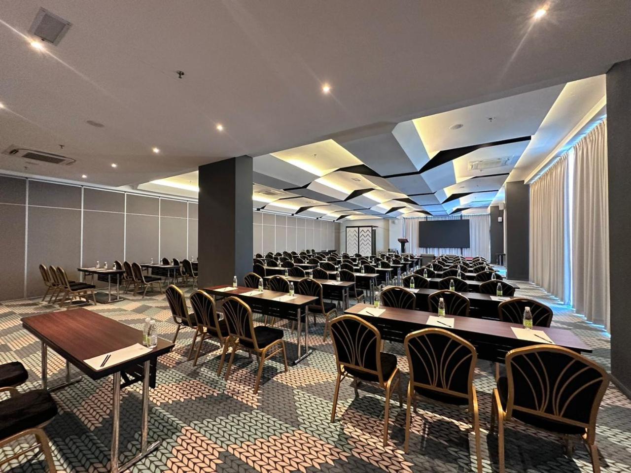56 Hotel – Block B 21/24