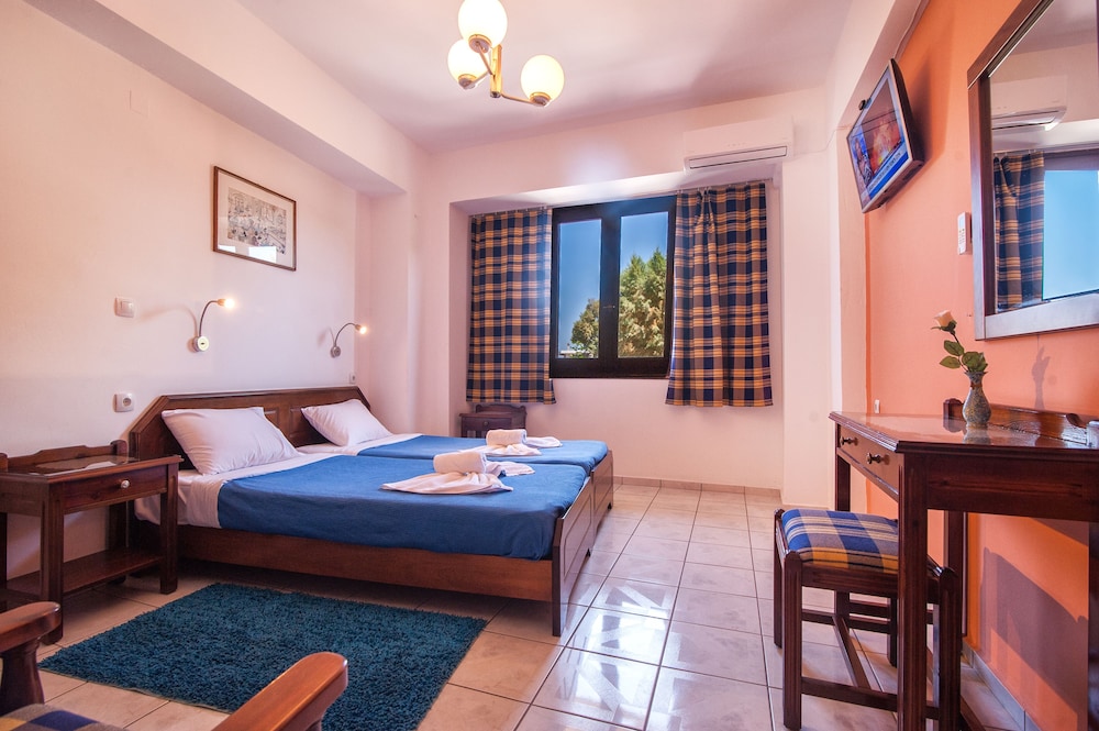 Poco Loco Hotel 12/50