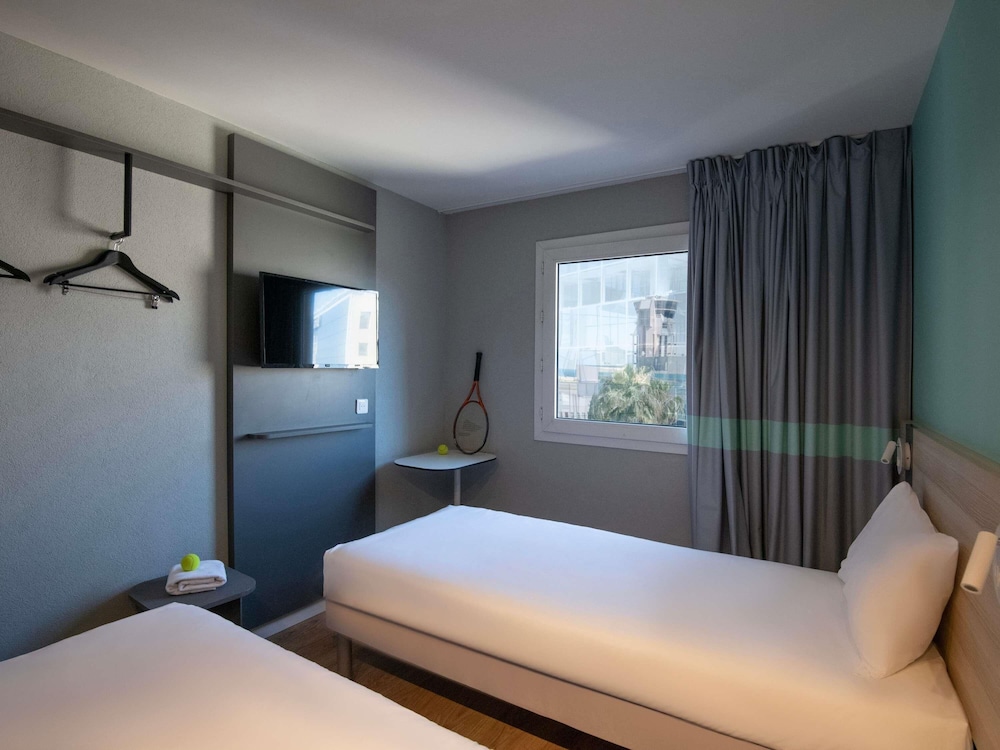 Ibis Budget Nice Aeroport Promenade Des Anglais 28/56