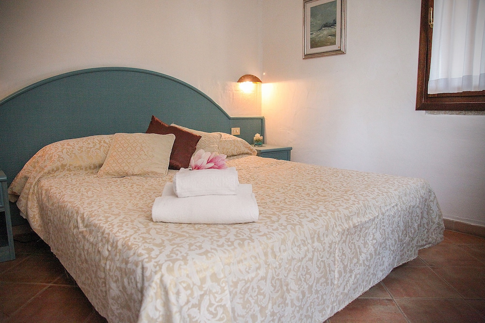 Micalosu Hotel 16/60