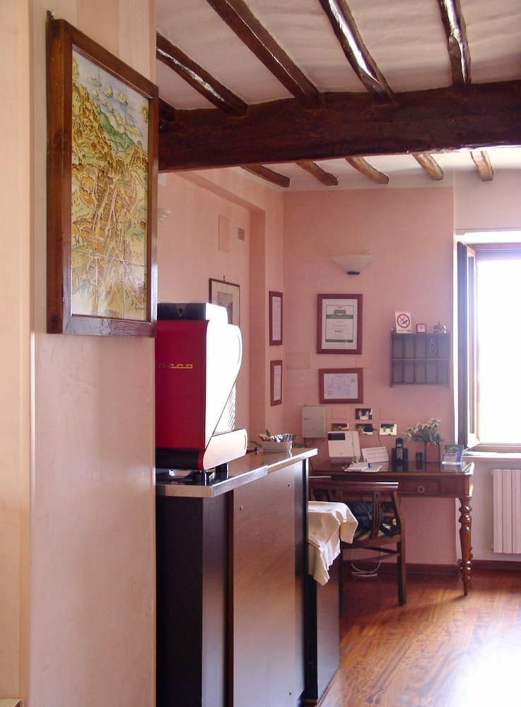 Primavera Mini Hotel 46/63