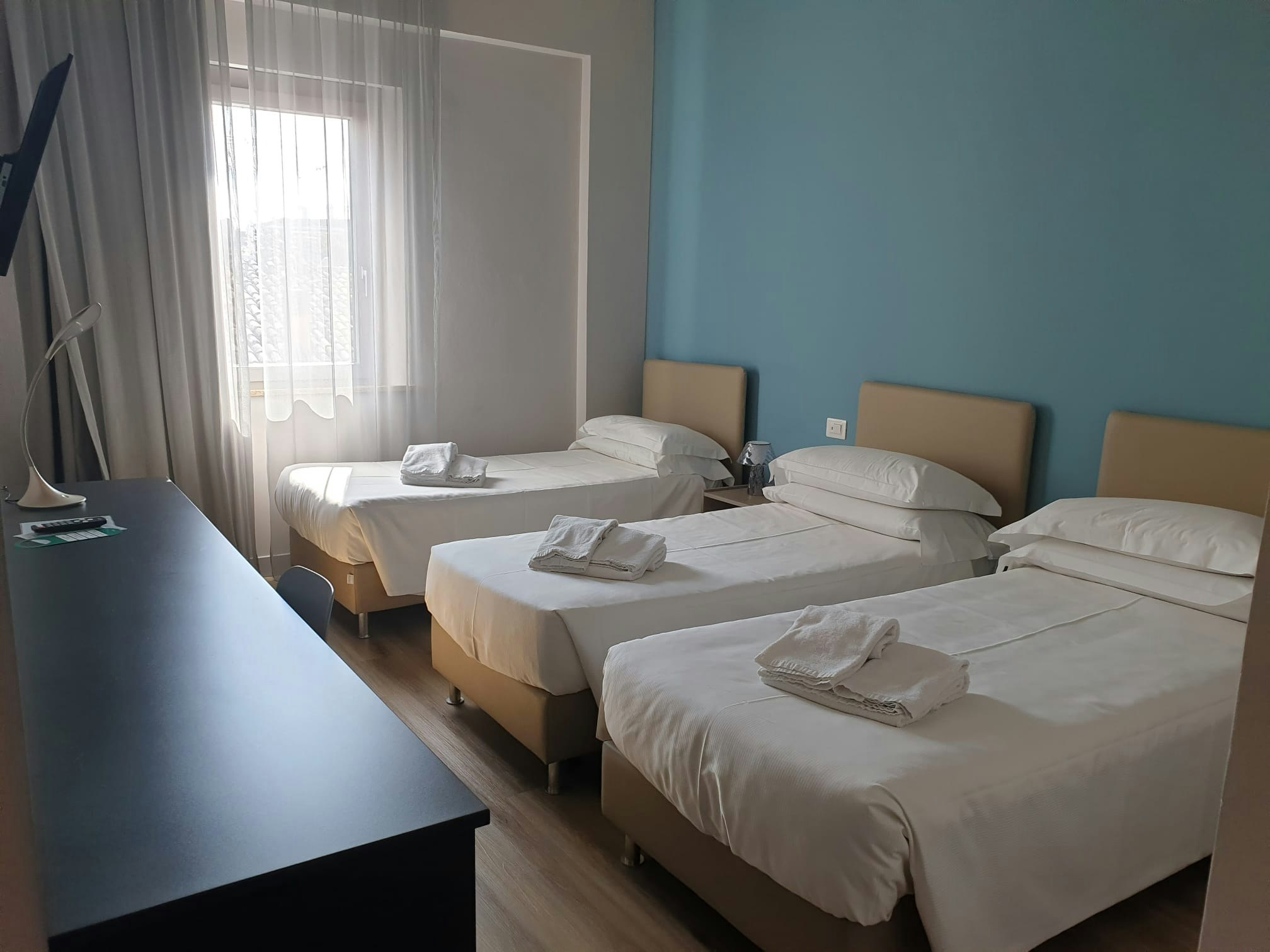 Hotel de la Ville 1/17