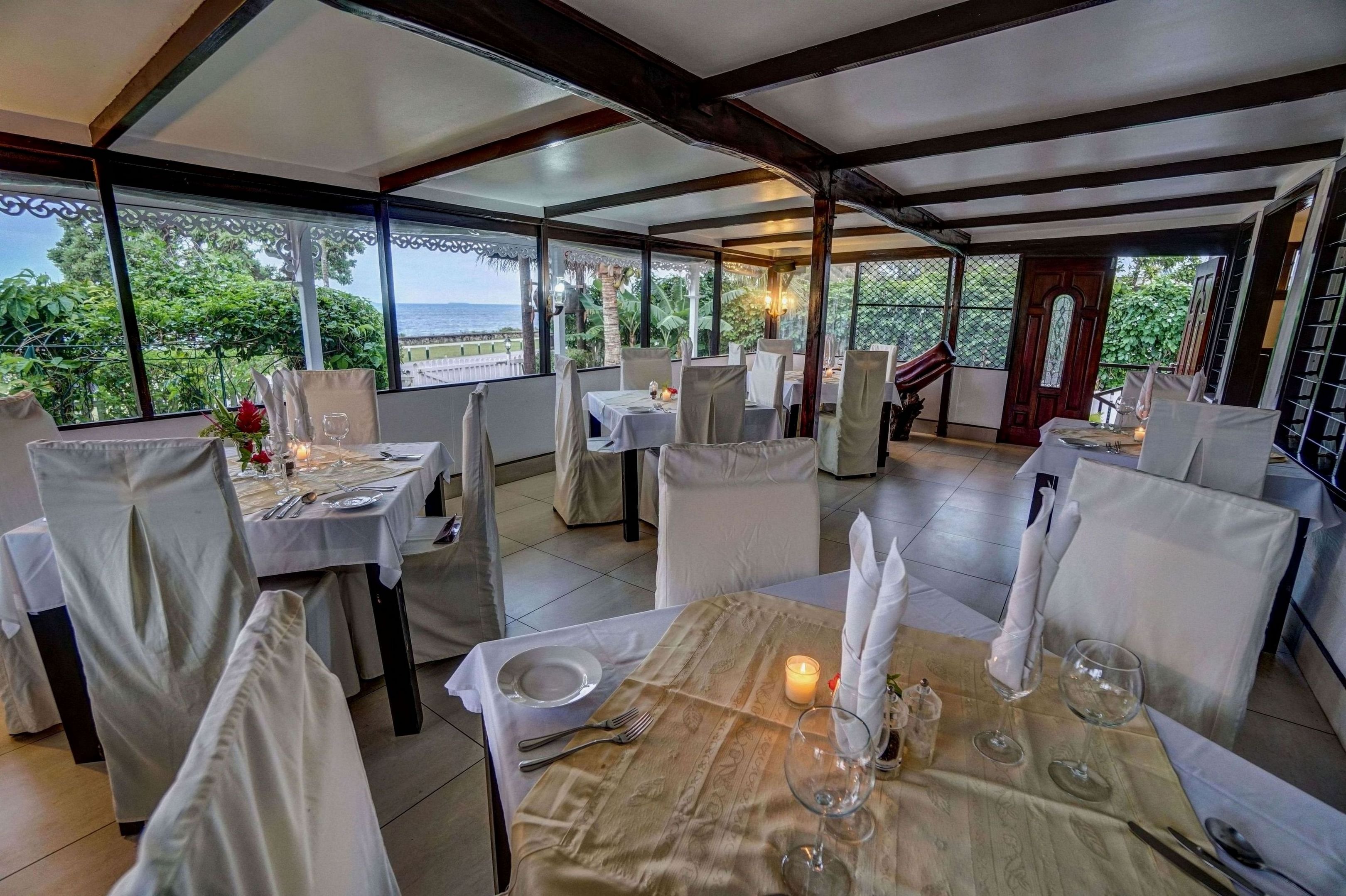 The Seaview Lodge 6/9