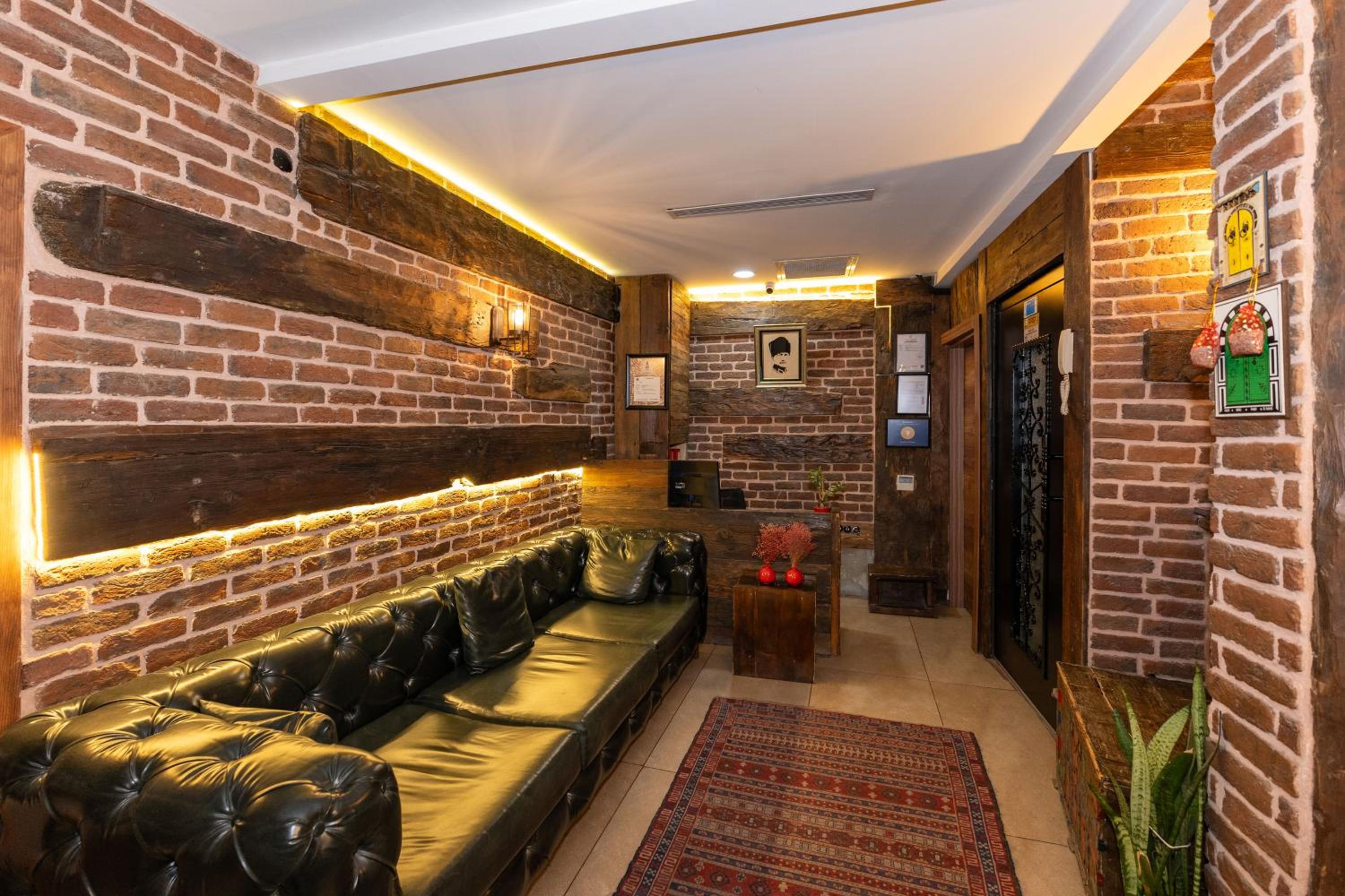 Double Dd Hotel 34/54