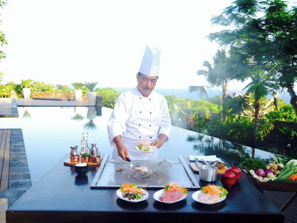 THE SHANTI RESIDENCE AND RESORT 50/66