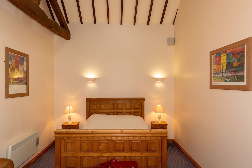 Church Farm Lodge 14/50