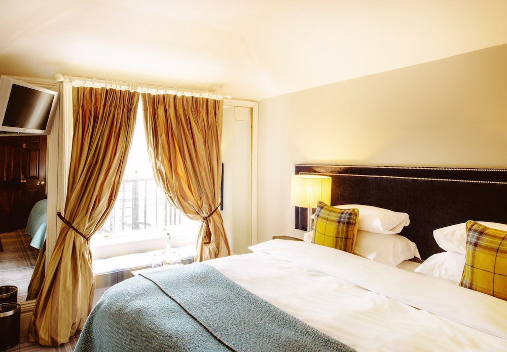 The Cliff Townhouse 15/50