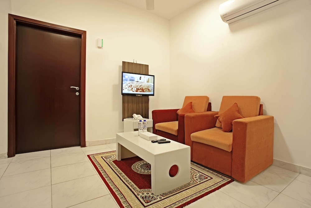 Star Emirates Inn 10/15