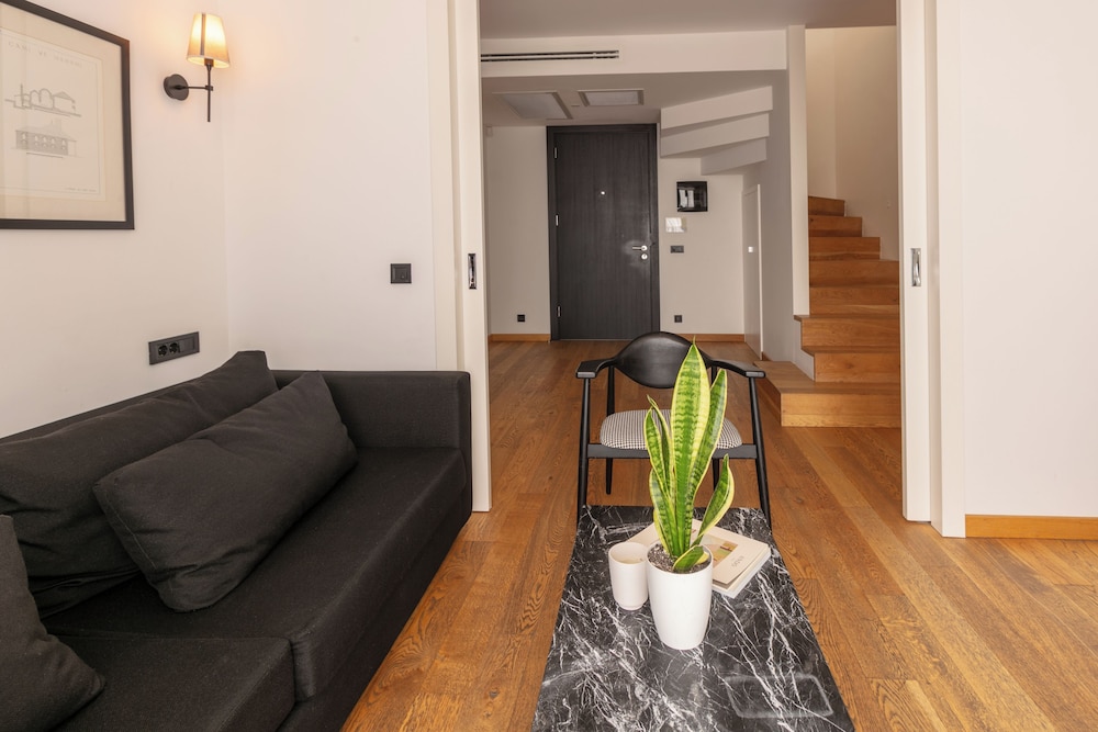 Ando Living Taksim Gumussuyu Townhouse 47/62