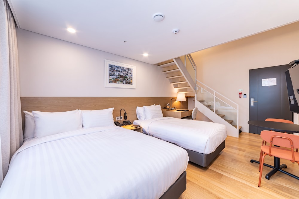 FAMILY SUITE, LOFT, PREMIUM