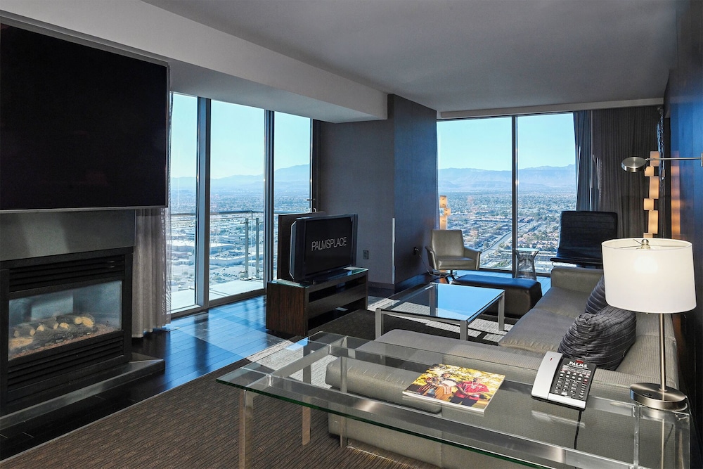 Palms Place 44/61
