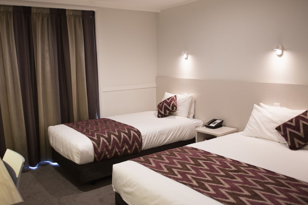 Wanaka Hotel 21/37