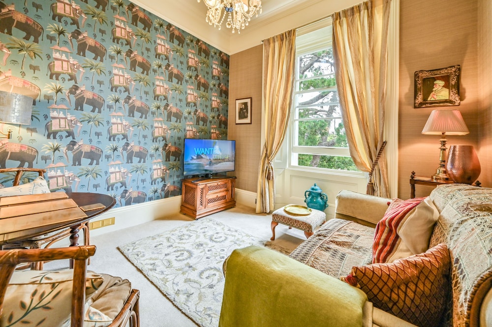 Muntham Holiday Apartments 35/50