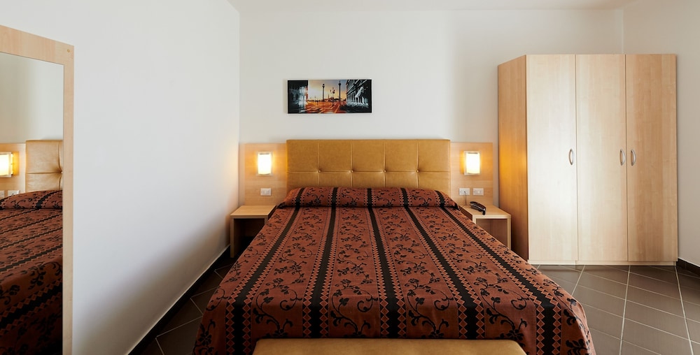 Varo Village Hotel 10/39