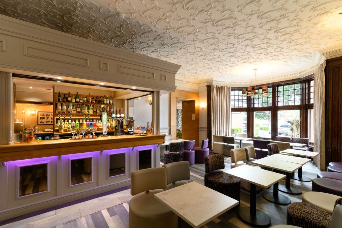 Glynhill Hotel 46/49