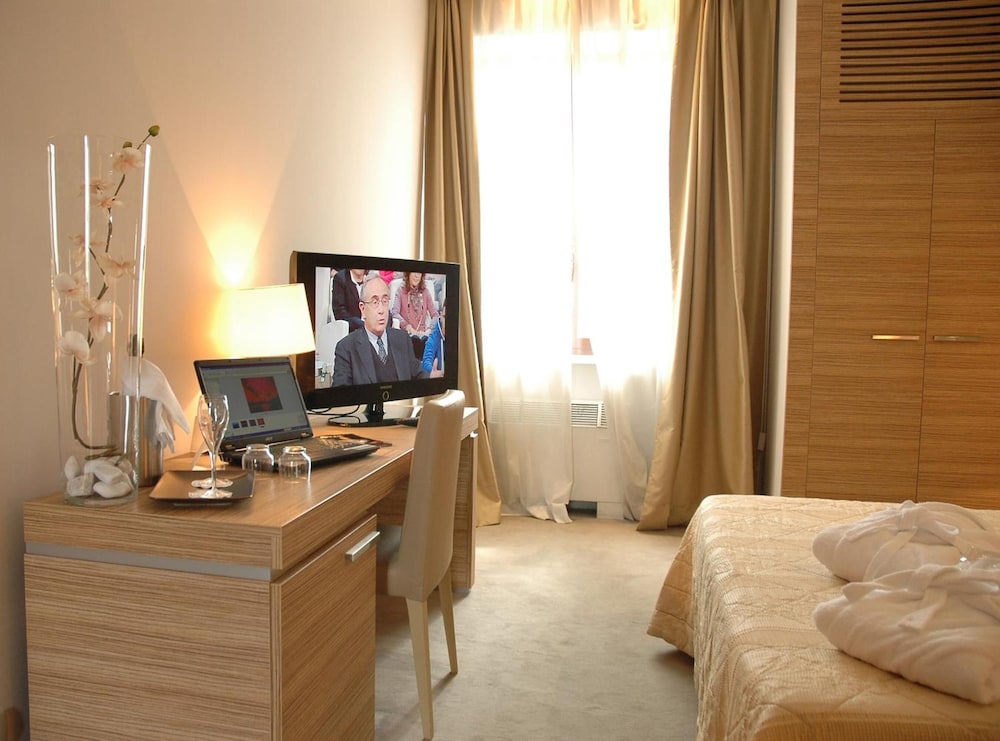 Garden Area Roma Eur 16/66