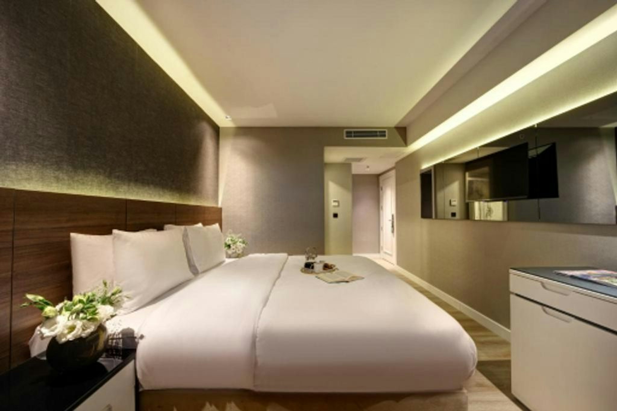Dora Pera Hotel 30/63