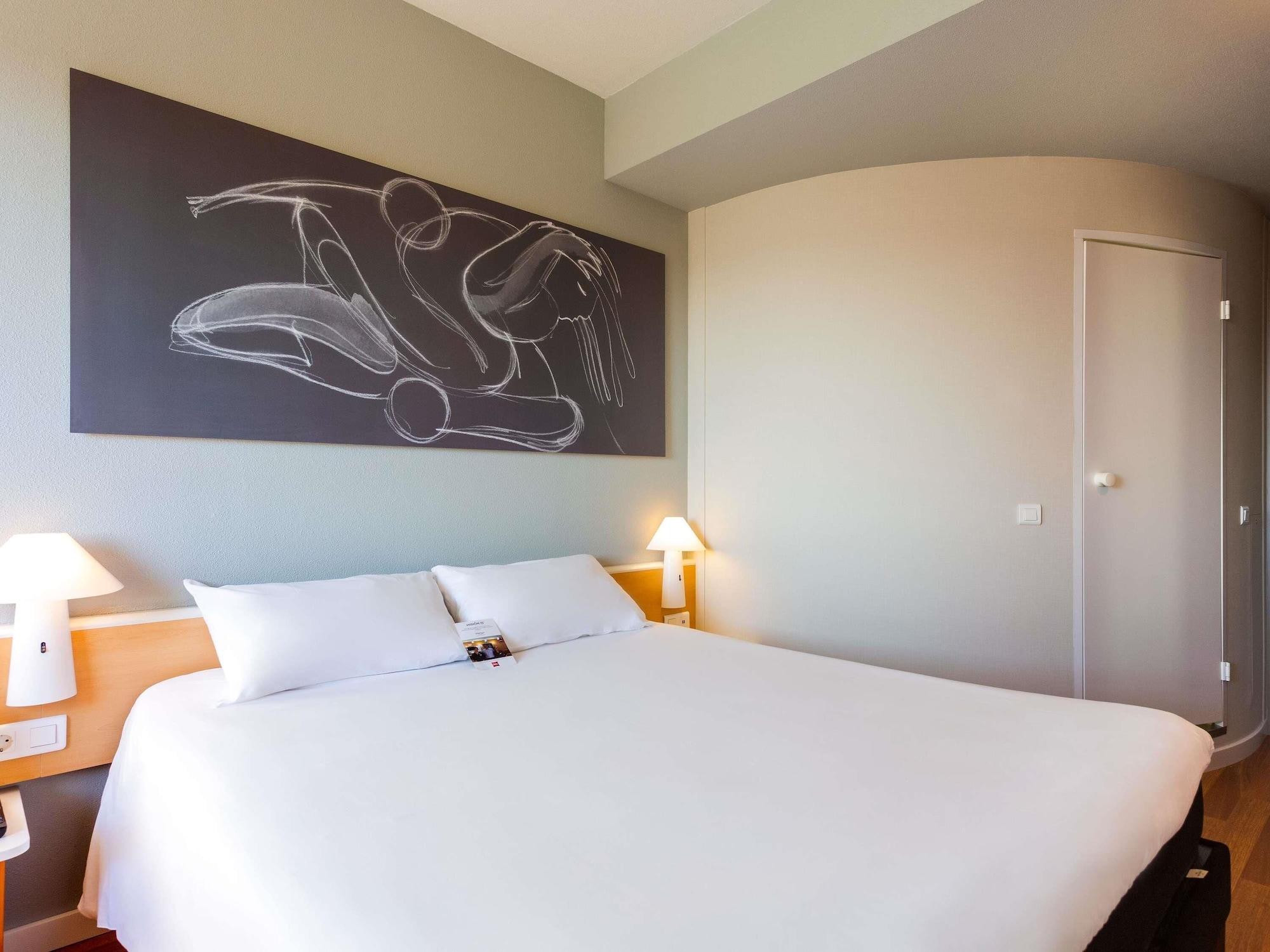 Standard, Multiple Beds
