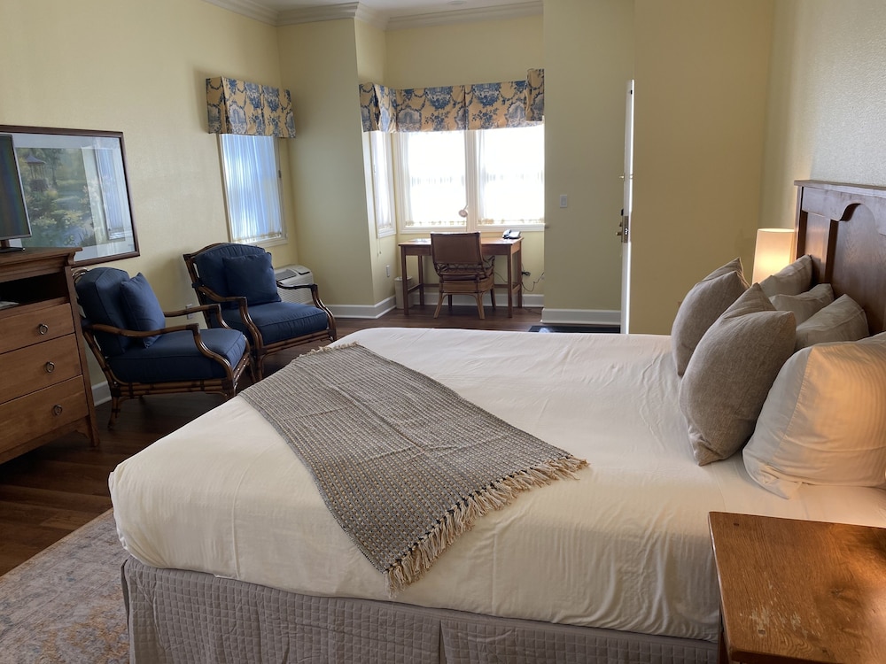 Elm House Inn 13/48