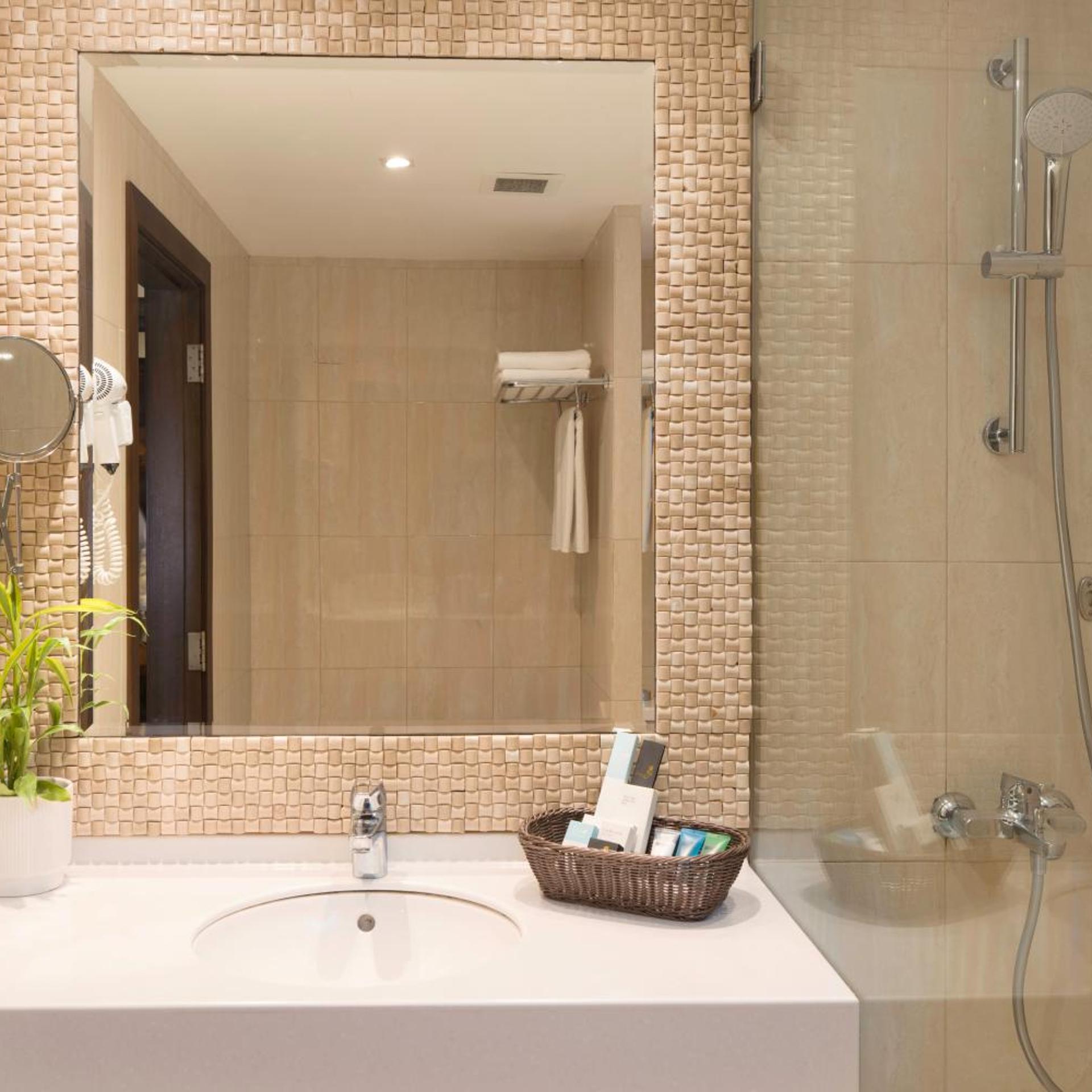 Superior Room, AL FALAJ HOTEL 9/10