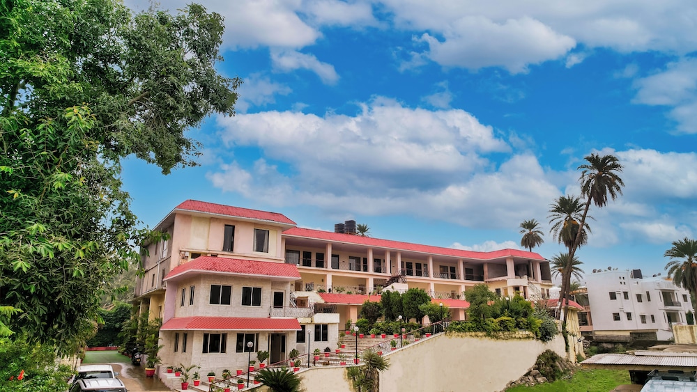 Hotel Dev Residency 3/50
