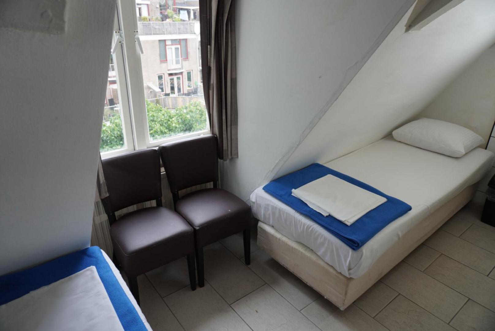 Hotel Schroder 12/50