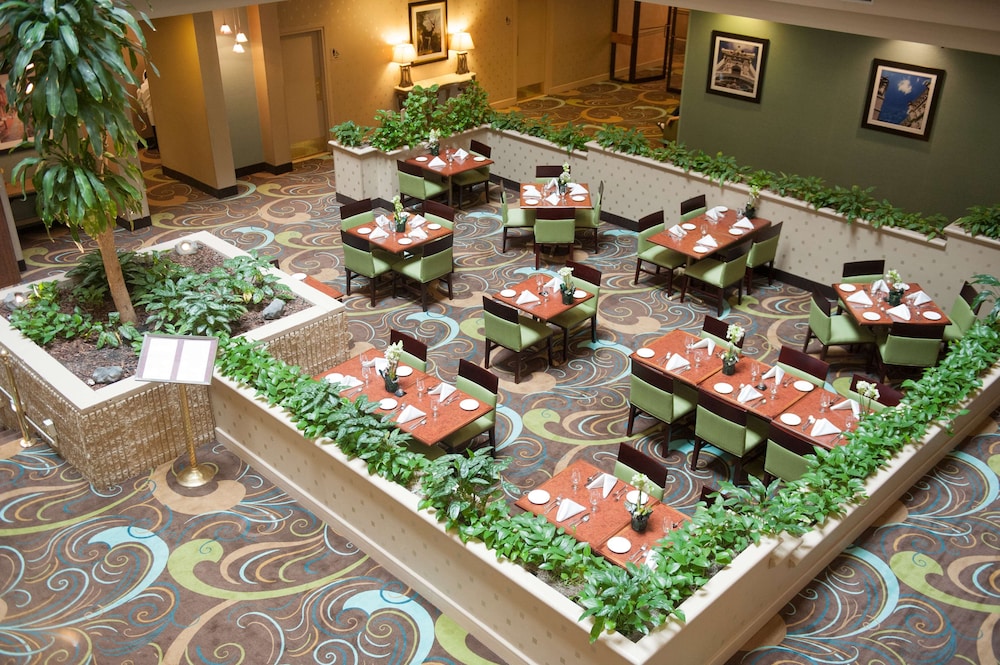 Radisson Hotel Philadelphia Northeast 58/79