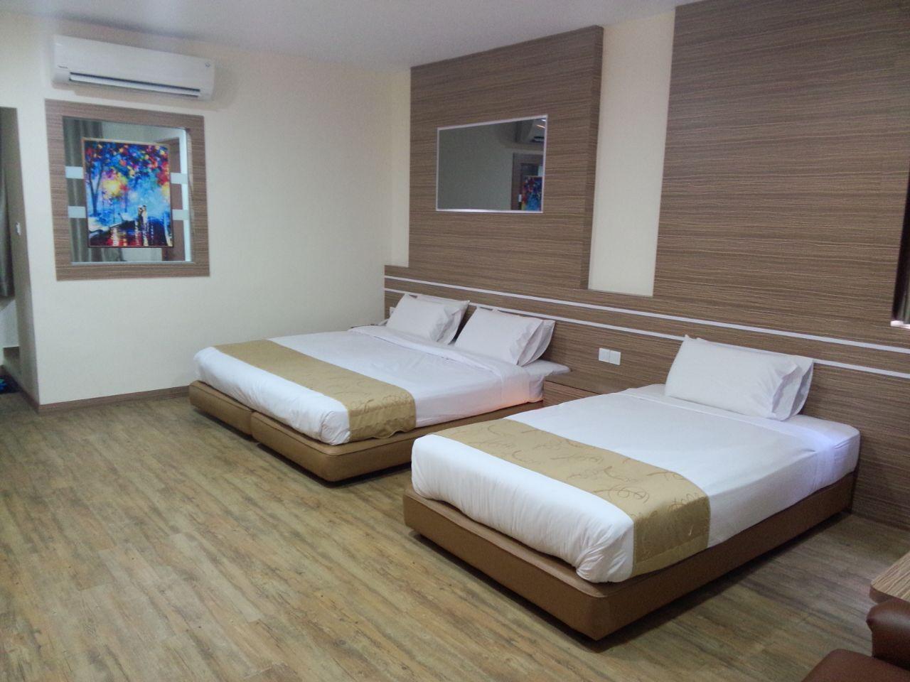 Holiday Hotel Batam 14/27