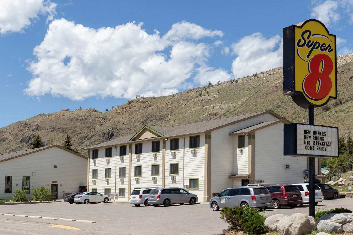Super 8 By Wyndham Gardiner/Yellowstone Park Area 38/57